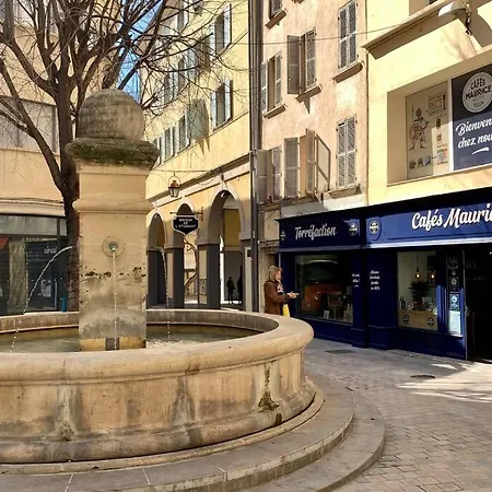 Bel 4 Etoiles Centre Historique * 土伦